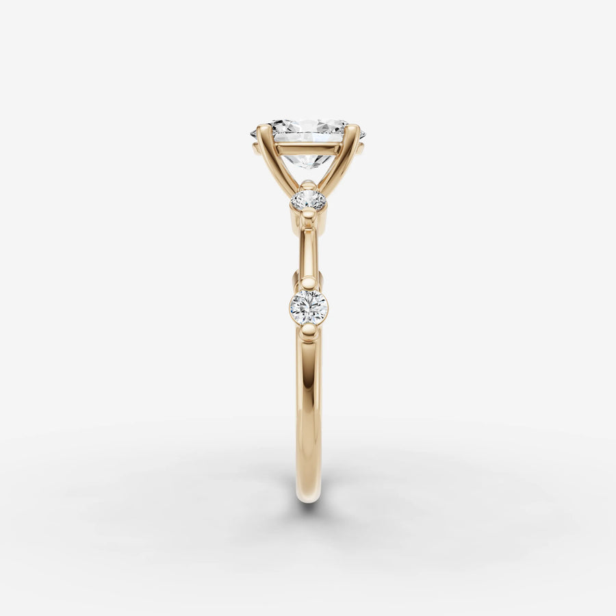Dainty Pave - Oval